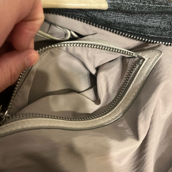 Beautiful Olivia Harris shoulder bag - Picture 7 of 11